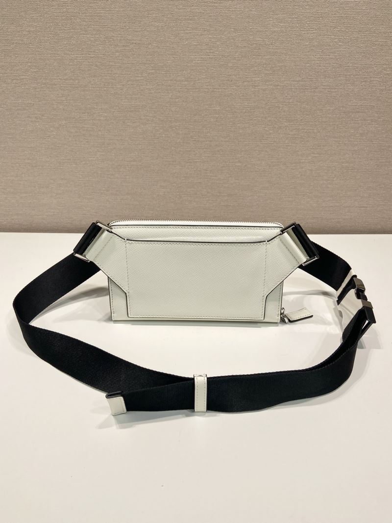 Pra*a waist chest packs